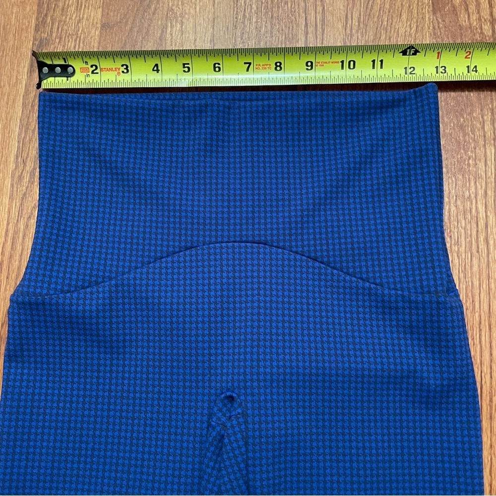 Spanx Innovation Room sample leggings size M - Picture 11 of 13